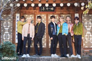 Grupo sul-coreano BTS na capa da Billboard, os membros estão enfileirados