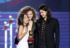Anavitória grammy latino