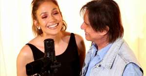 jennifer lopez e roberto carlos cantando