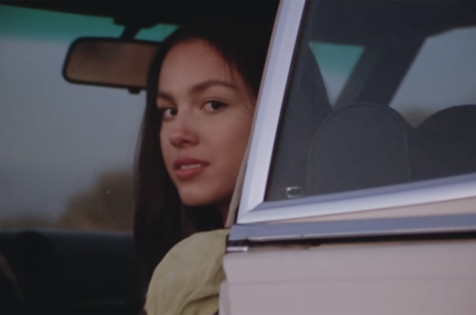 frame do clipe drivers license da olivia rodrigo