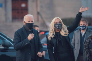 lady gaga e joe biden