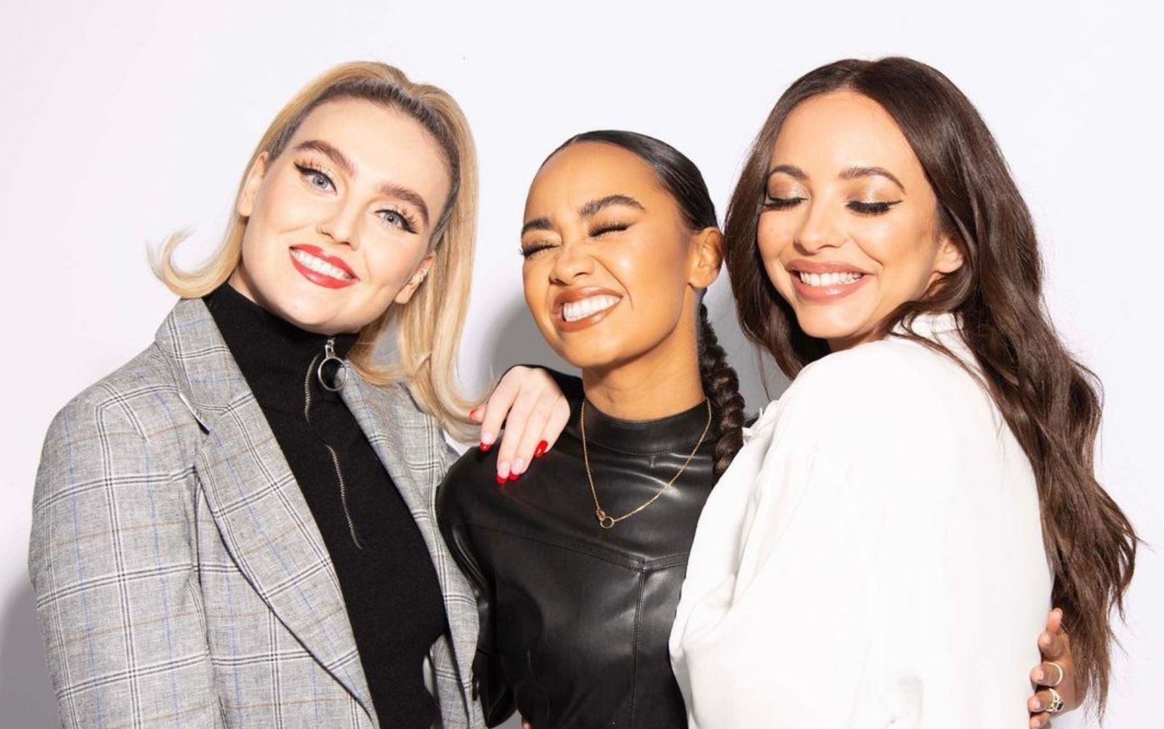little mix estátuas