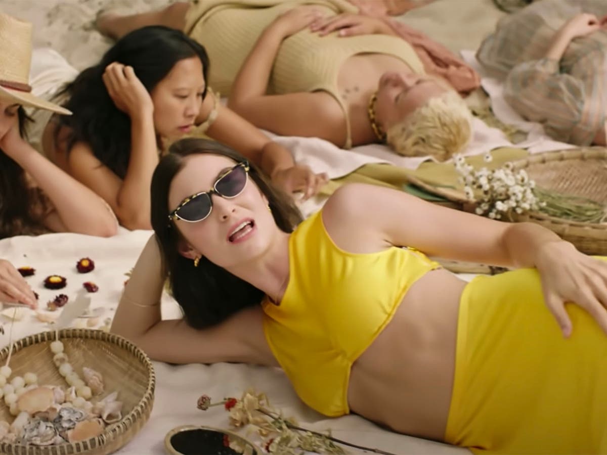 Lorde estreia "Solar Power", o início do que seria sua "era clean"