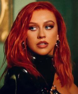 Foto: Christina Aguilera em "Pa’ Mis Muchachas” - Divulgação