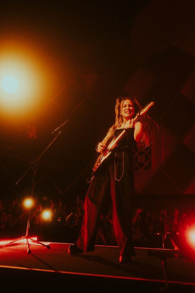 Carol Biazin, Show "Beijo de Judas" - Foto: Divulgação