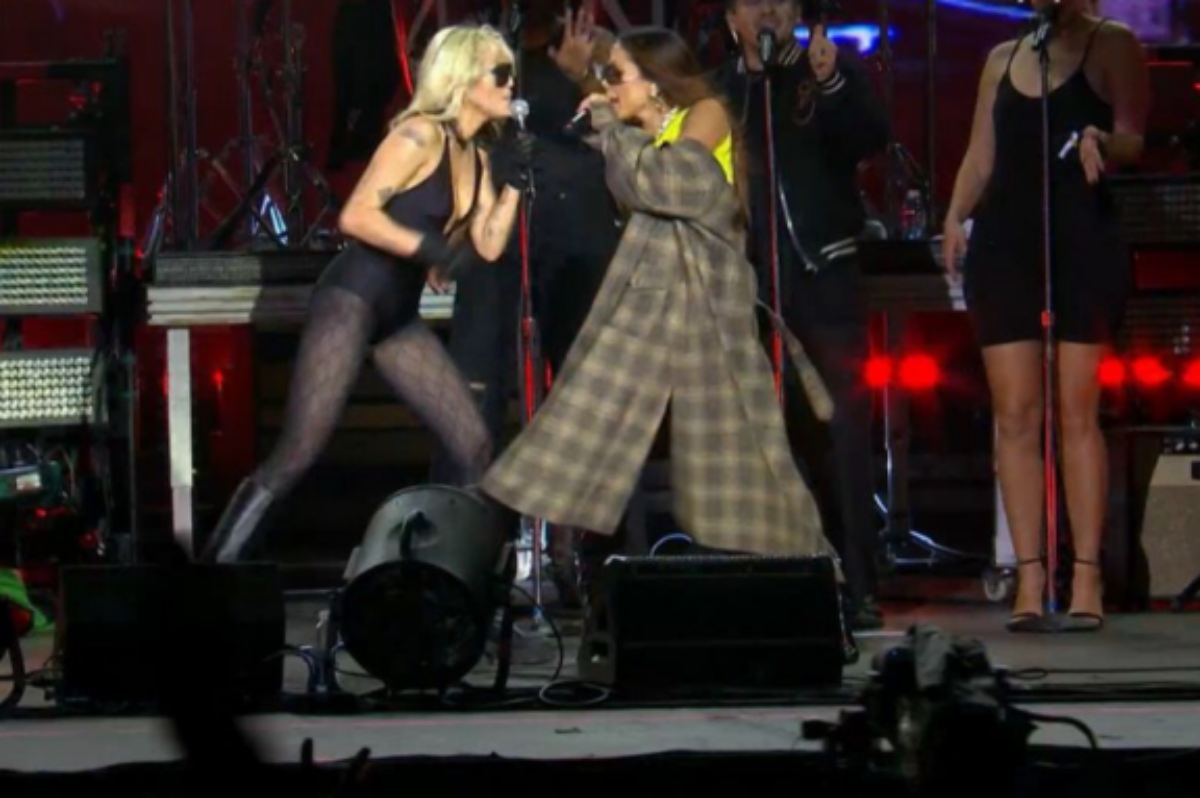 anitta miley cyrus