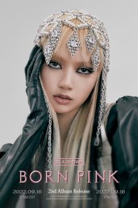 lisa born pink