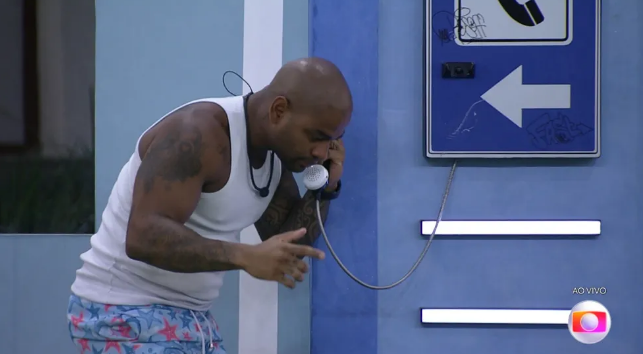 Cézar Black Big Fone
