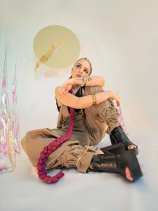 flavia k universo suspenso
