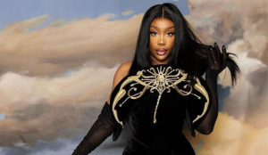 Confira a possível setlist de SZA em show do Lollapalooza Brasil 2024.