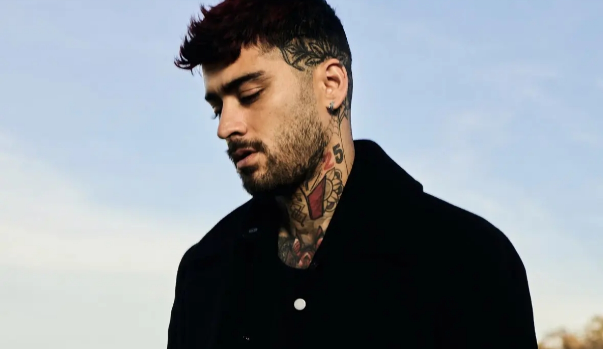 room under the stairs zayn