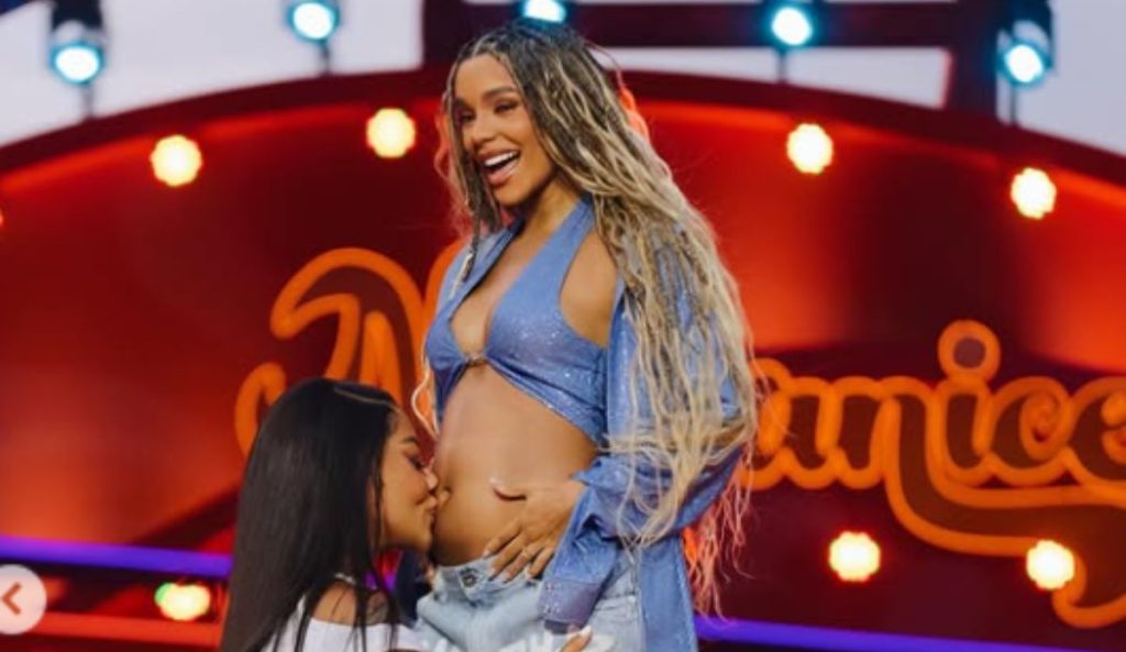 Ludmilla e Brunna Gonçalves revelam gênero do primeiro filho; veja