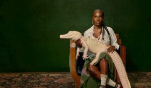 Billboard elege Doechii como Mulher do Ano em 2025