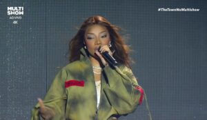 Ludmilla durante apresentação no The Town 2025