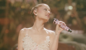 Ariana Grande pausa turnês