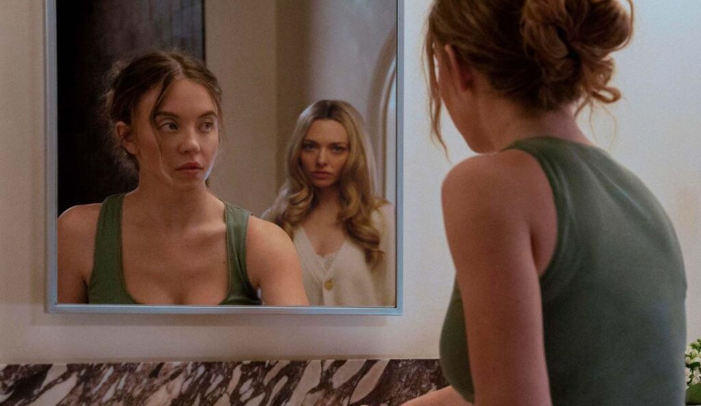 Sydney Sweeney e Amanda Seyfried no filme "A Empregada"