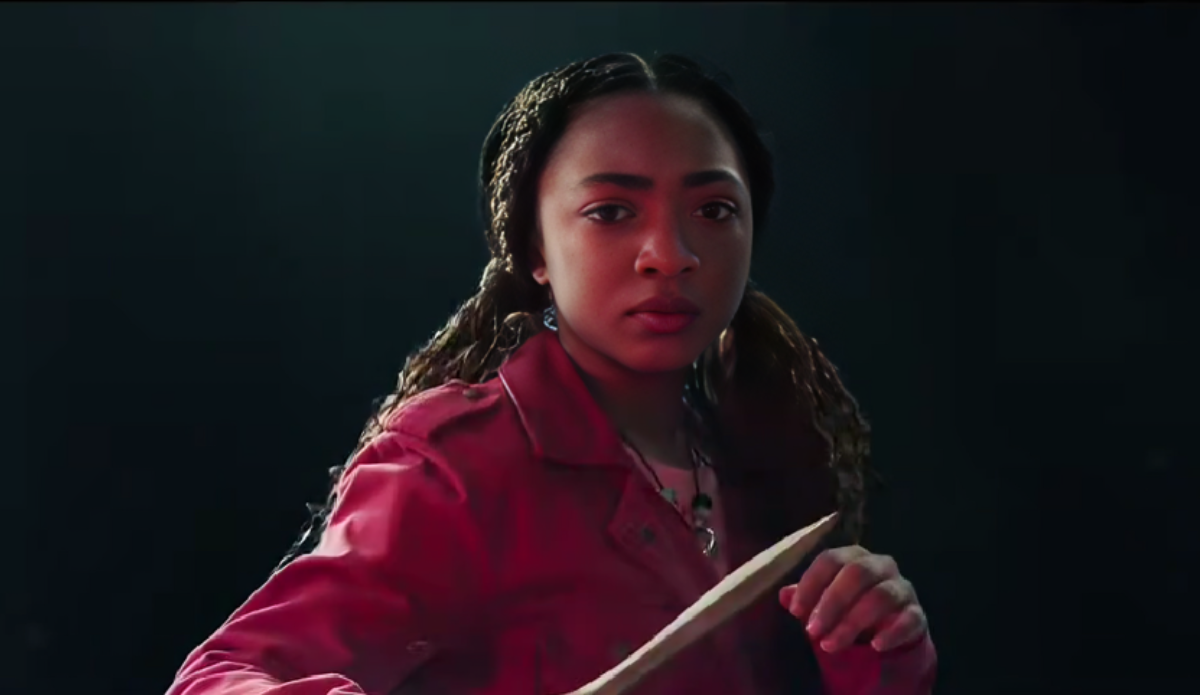 Leah Sava Jeffries como Annabeth Chase