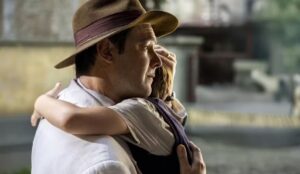 Candinho abraça Samir em cena emocionante de Êta Mundo Melhor, novela das 18h da TV Globo; veja o resumo da semana (26 a 31 de janeiro)