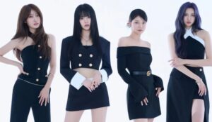 As quatro integrantes do EVERGLOW, Sihyeon, E:U, Onda e Aisha, posam em ensaio promocional, vestindo looks pretos elegantes, em fundo claro; grupo anunciou vinda ao Brasil em turnê mundial