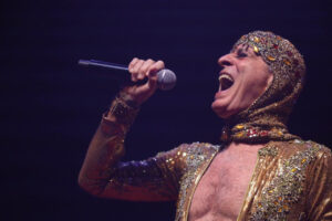 Ney Matogrosso recebe homenagens de todas as formas nos últimos tempos