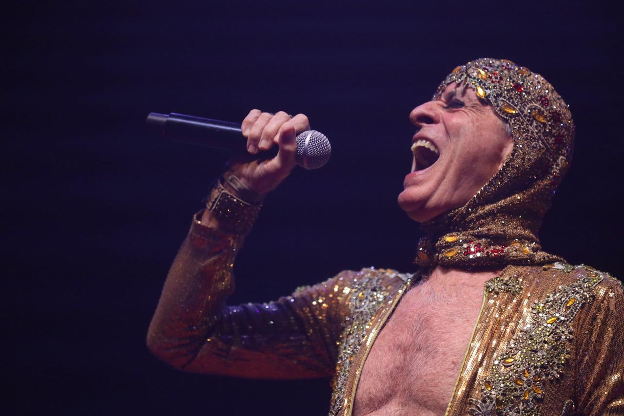 Ney Matogrosso recebe homenagens de todas as formas nos últimos tempos