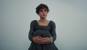 Emma Corrin na nova adaptação de "Orgulho e Preconceito", da Netflix