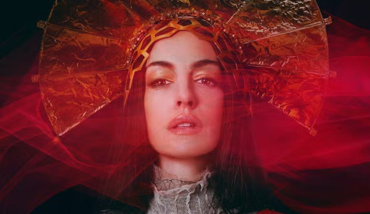 Anne Hathaway para o filme "Mother Mary"