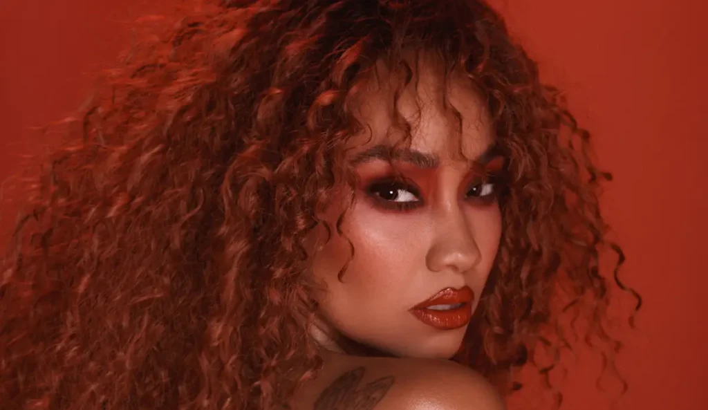 A cantora Leigh-Anne