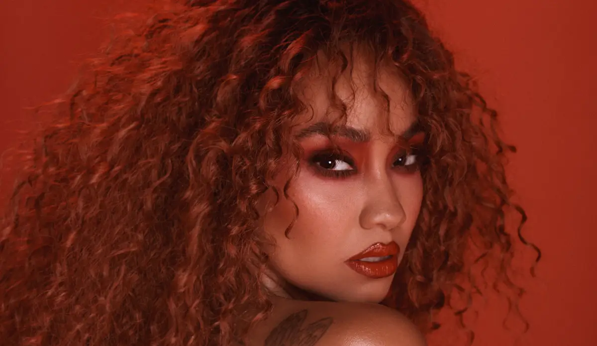 A cantora Leigh-Anne