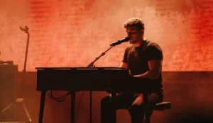O cantor Pablo Alborán durante show no Brasil