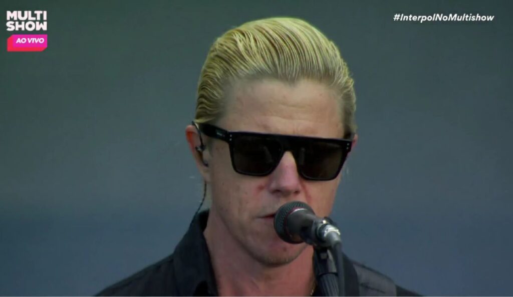 Paul Banks durante show no Lollapalooza Brasil 2026