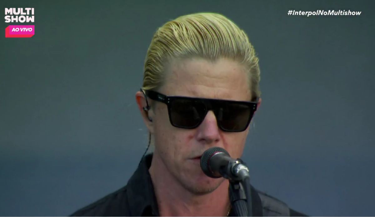 Paul Banks durante show no Lollapalooza Brasil 2026