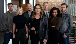 Elenco de Law & Order SVU reunido após; drama policial foi renovado para a 28ª temporada