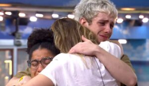 resumo bbb 26 08/04