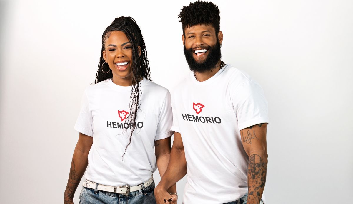 Marvvila e Morfasi estrelam campanha Amor é Doação do Hemorio para incentivar a doação de sangue no Dia dos Namorados.
