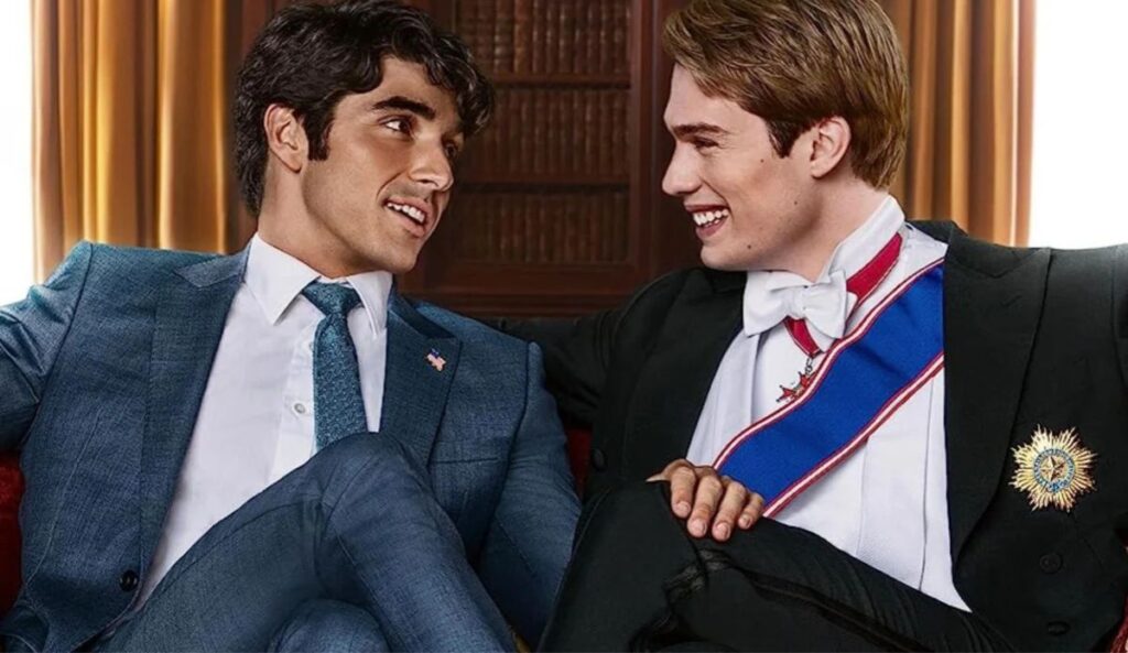 Taylor Zakhar Perez e Nicholas Galitzine em "Vermelho, Branco e Sangue Azul"