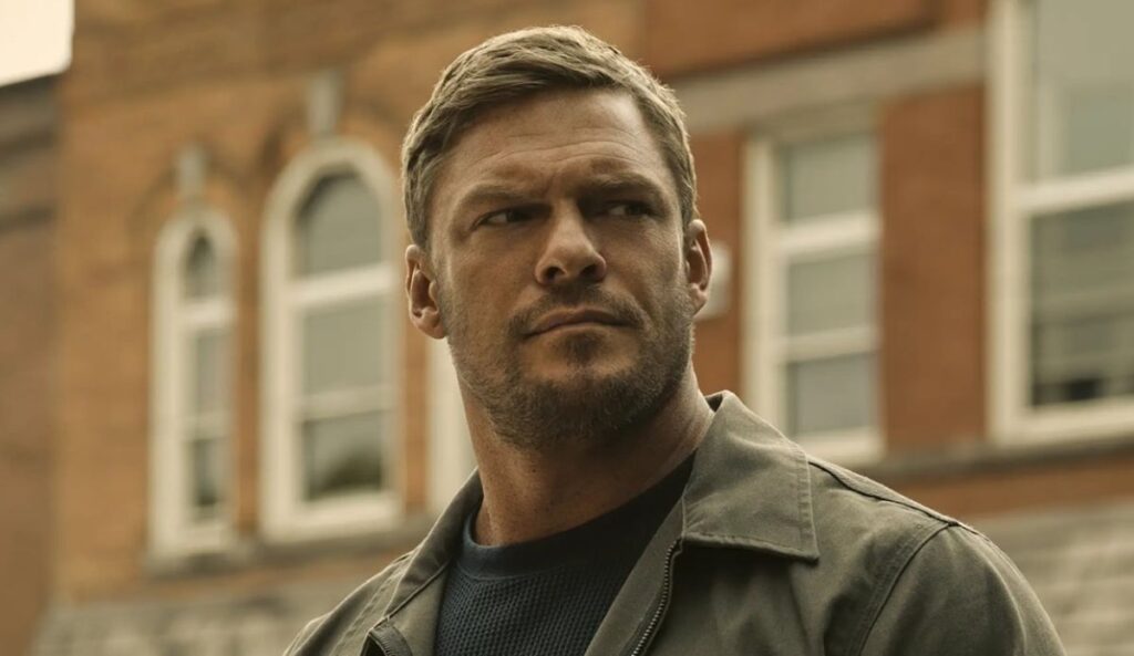 Alan Ritchson em "Reacher"